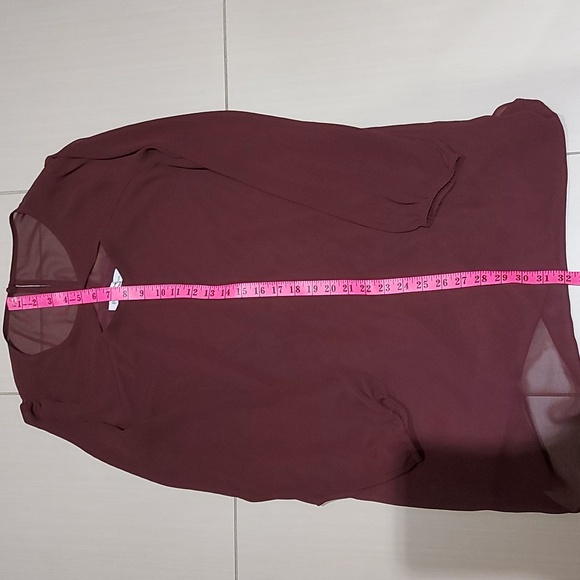 Adorable BCBGeneration burgundy tunic medium - Picture 5 of 7